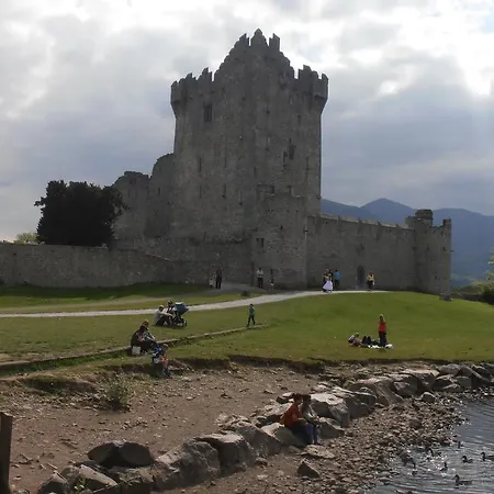 فندق مبيت وإفطار Larkfield House B&b, Ballycasheen Kerry V93 Wd51 كيلارني